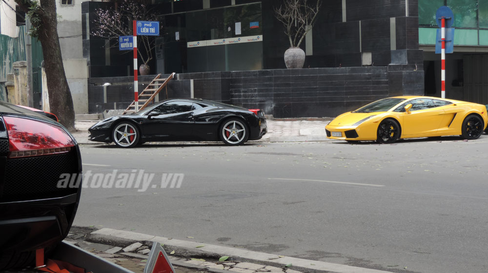 Đại gia bí ẩn trưng dàn siêu xe khủng đón năm mới tại Hà Nội dan sieu xe khun (15).jpg