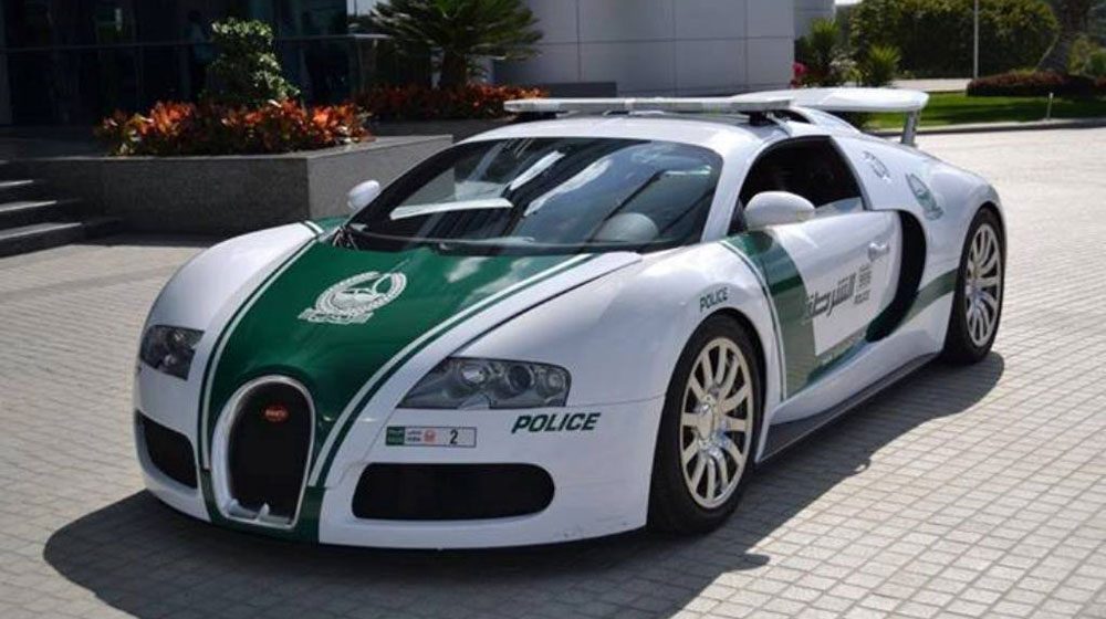 Điểm danh xế khủng trong Fast and Furious 7 Bugatti-Veyron-Dubai-Police.jpg