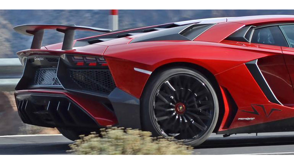 Lamborghini Aventador SV sẽ không được sản xuất giới hạn 2015-lamborghini-aventador-sv-superveloce-7.jpg