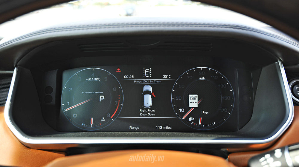 Hàng hiếm Range Rover Autobiography LWB Black Edition thứ 4 về Việt Nam RangeRover Auto Biography Black (23).jpg