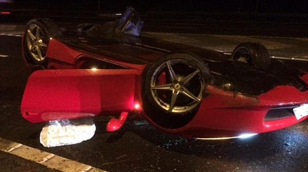 Ferrari 458 Italia gặp nạn “chổng vó” giữa đường Ferrari-458-Crash-1.jpg