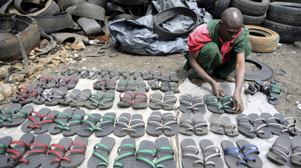 10 công dụng tuyệt vời từ lốp ôtô cũ tai-su-dung-lop-(10).jpg