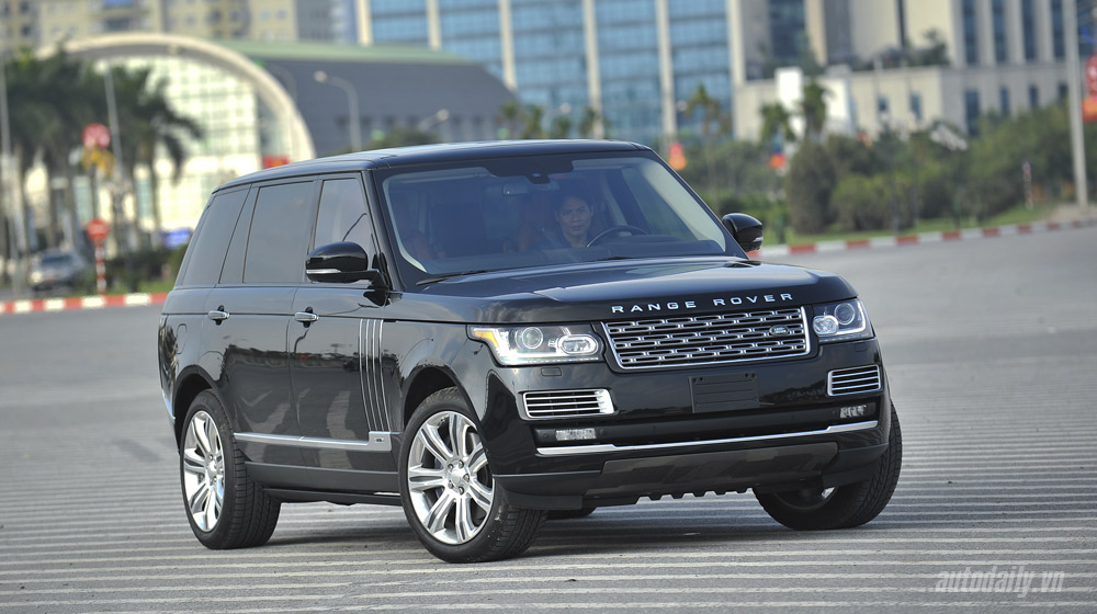 Autodaily nóng trong tuần (23/02 – 01/03) RangeRover Auto Biography Black (5).jpg