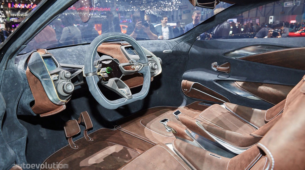 Aston Martin bất ngờ ra mắt DBX Concept aston-martin-picked-geneva-to-launch-its-electric-dbx-concept-live-photos_4-(1).jpg