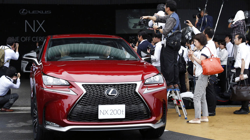 Lexus trở lại cuộc đua xe sang; BMW vượt Mercedes lexus-nx.jpg