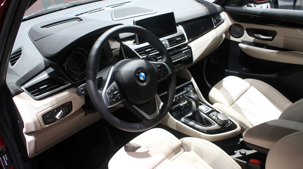 Cận cảnh xe gia đình 7 chỗ BMW 2-Series Gran Tourer bmw-220d-xdrive-gran-tourer-12-1.jpg