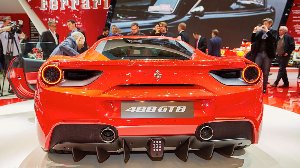 5 siêu xe gây “bão ” tại Geneva Motor Show 2015 5 xe hot tai geneva (9).jpg