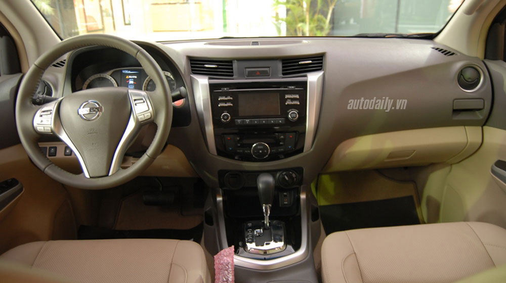 Sáng mai, Nissan Navara 2015 chính thức ra mắt thị trường Việt nissan navara 2015 (25).jpg