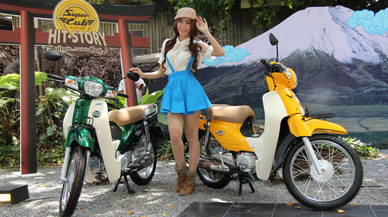 5 điều khiến chị em “cực ghét” đi xe số autodaily-honda-super-cub-2014-(5).jpg