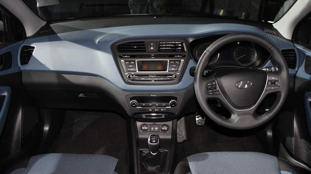 Hyundai i20 Active chính thức ra mắt, giá từ 10.160 USD Hyundai-i20-Active-Launch-Interior.jpg