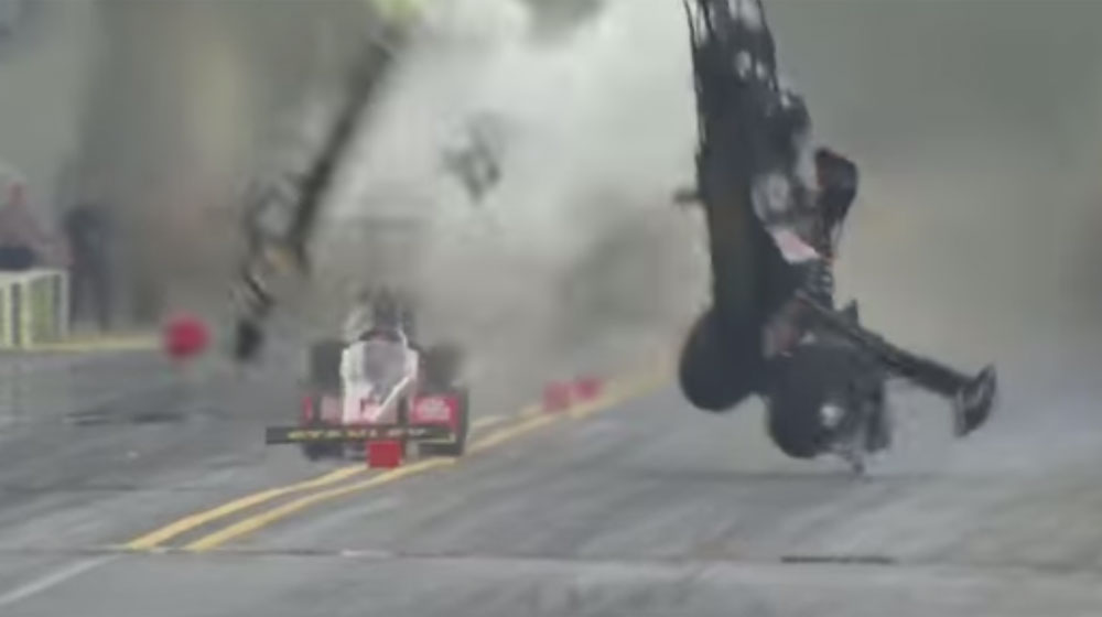 Video: Ôtô gặp nạn ở vận tốc 450 km/h, tài xế vẫn bình an vô sự xe-dua.jpg