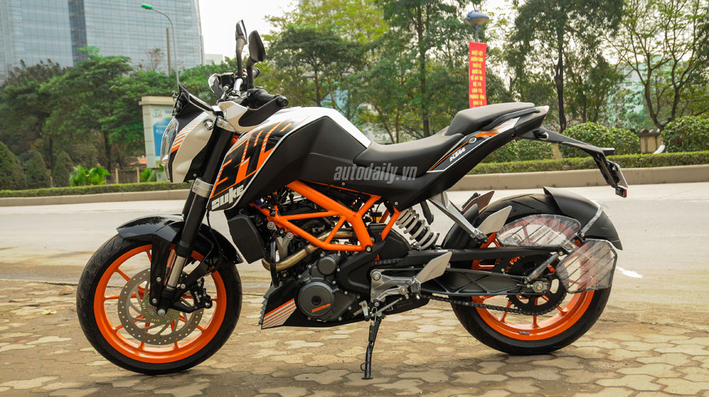 KTM Duke 390 ABS 2014: Mô-tô tầm trung giá dưới 200 triệu ktm duke.jpg