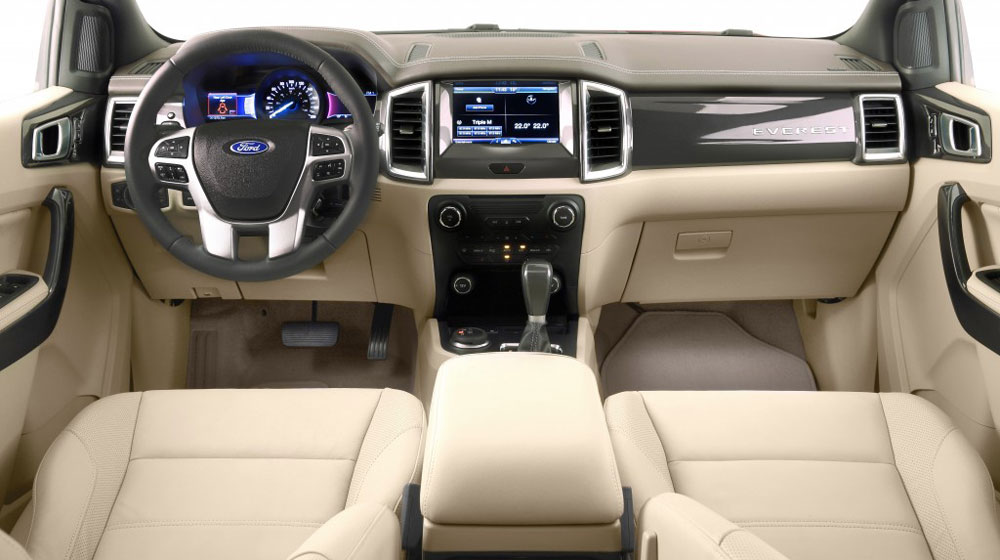 Ford Everest 2015 có giá từ 38.950 USD 2015-Ford-Everest-interior.jpg
