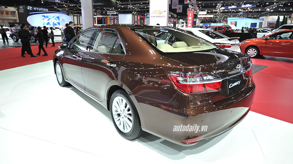 Soi Toyota Camry 2015 