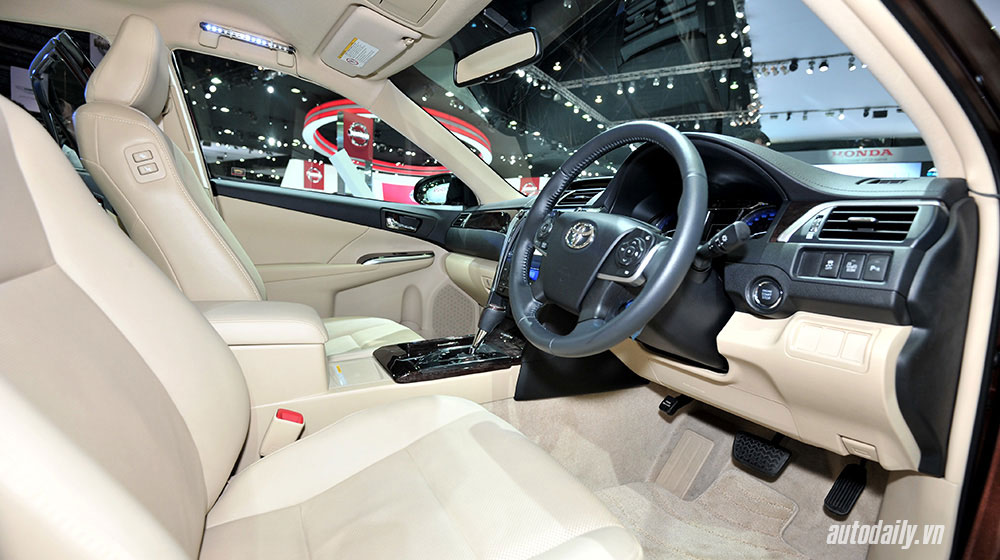 Soi Toyota Camry 2015 