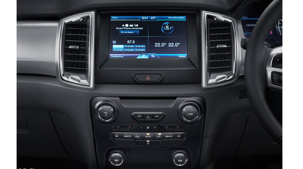 Ford Ranger 2015 có gì mới so với phiên bản cũ? Ford-Ranger_2016_800x600_wallpaper_08.jpg