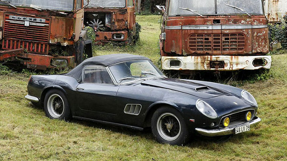 Ảnh kho xe cổ trị giá gần 30 triệu USD tại Pháp treasure-vintage-old-classic-cars-retromobile-france-roger-baillon-22.jpg