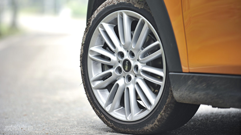 Ảnh MINI Cooper S 5 cửa 2015 Mini Cooper S 2015 (17)-1.jpg