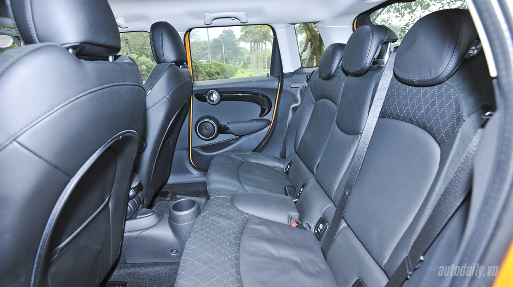 MINI Cooper S 2015: Xe nhỏ “sang chảnh” Mini Cooper S 2015 (38).jpg