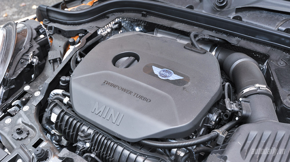 Ảnh MINI Cooper S 5 cửa 2015 Mini Cooper S 2015 (40).jpg