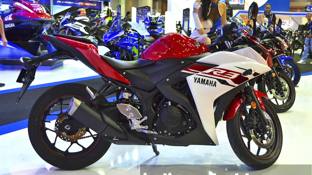 Ảnh chi tiết Yamaha  YZF-R3 Yamaha-YZF-R3-side-at-2015-Bangkok-Motor-Show-1024x678.jpg