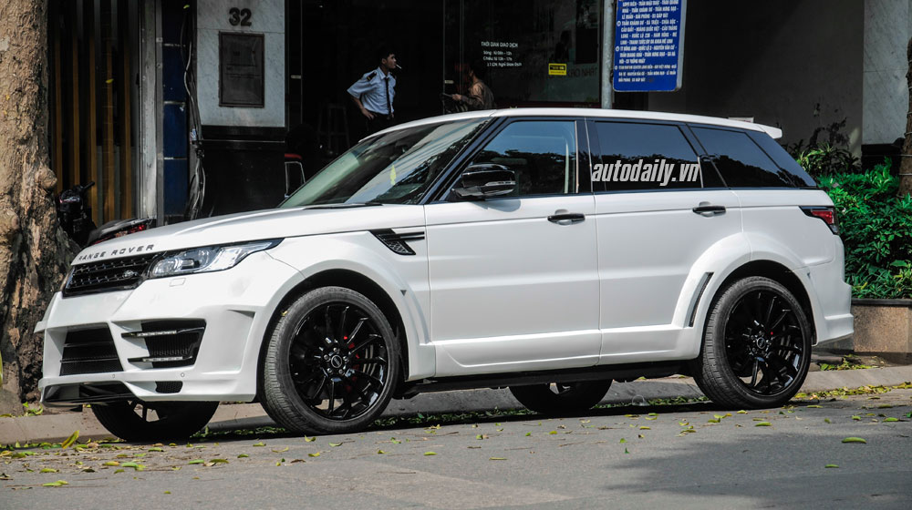 Ảnh chi tiết Range Rover cực ngầu với gói độ Lumma CLR SR tại Hà Nội A range Rover Lumma (1).jpg
