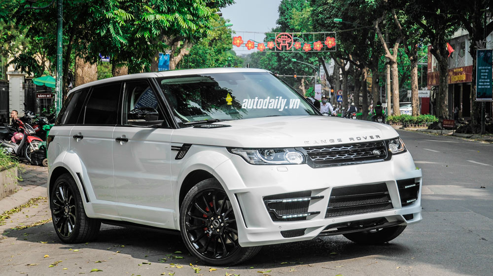Ảnh chi tiết Range Rover cực ngầu với gói độ Lumma CLR SR tại Hà Nội A range Rover Lumma (4).jpg