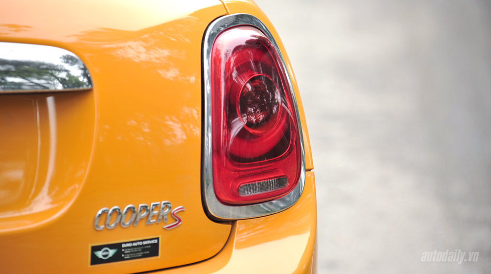Ảnh chi tiết ngoại thất MINI Cooper S 2015 Mini Cooper S 2015 (19).jpg