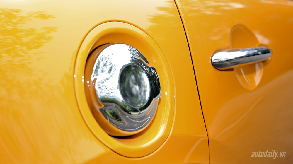 Ảnh chi tiết ngoại thất MINI Cooper S 2015 Mini Cooper S 2015 (25).jpg