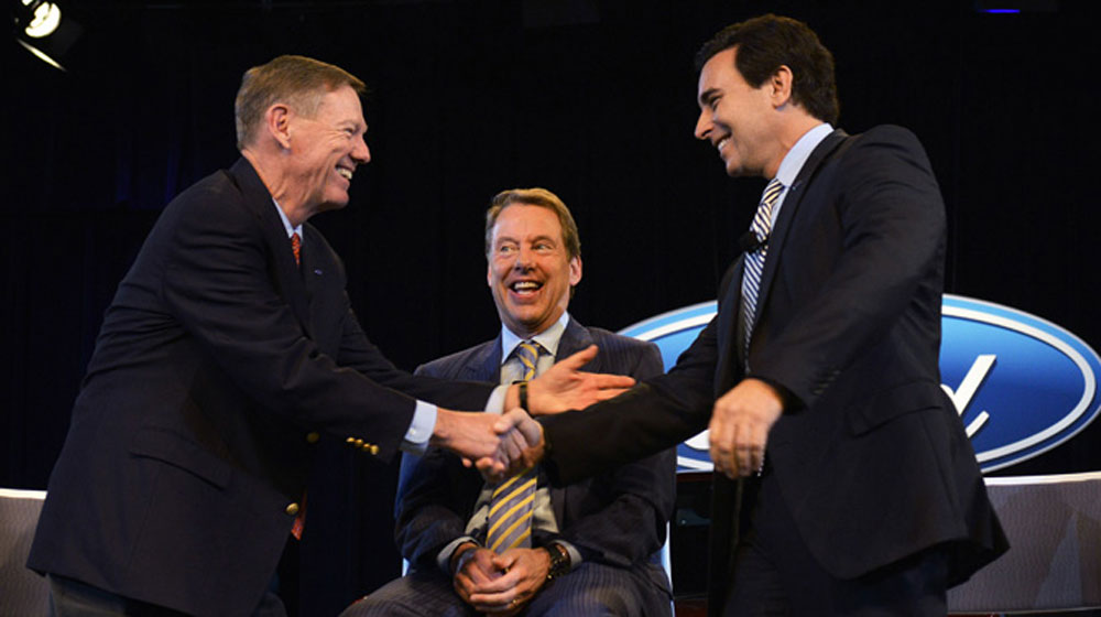 Cựu CEO Ford “bỏ túi” 22 triệu USD năm 2014 ford-ceo-incomes.jpg