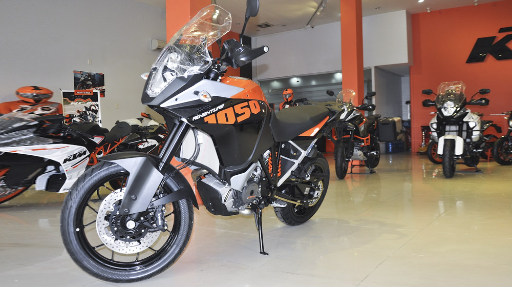 KTM mang cặp môtô “khủng” về Việt Nam KTM-1050-Adventure-(11).jpg