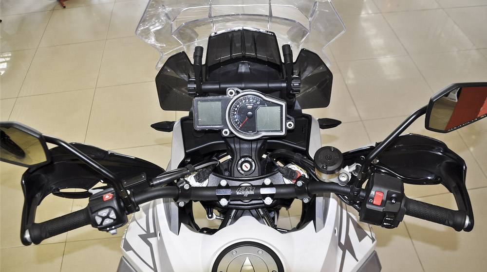 Ảnh chi tiết 1290 Super Adventure và 1050 Adventure KTM-1290-Super-Adventure-(13).jpg