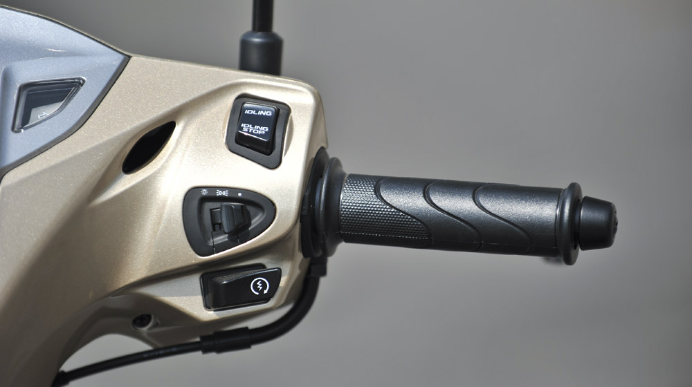 Ảnh tổng thể Honda LEAD 2015 Honda Lead 2015 (29).jpg