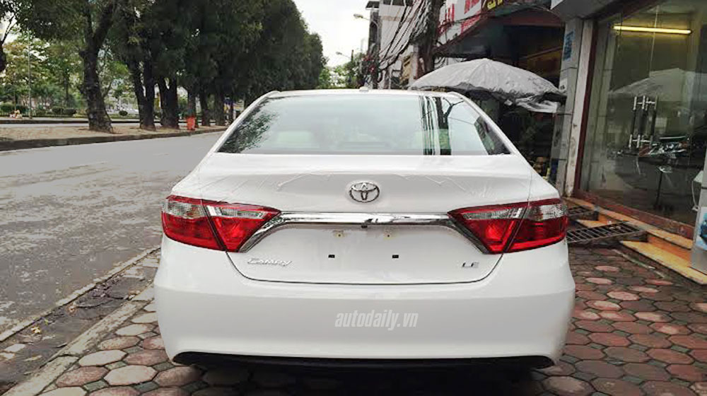 Ảnh Toyota Camry 2015 bản Mỹ mới về Hà Nội camry le 2015 (5).jpg