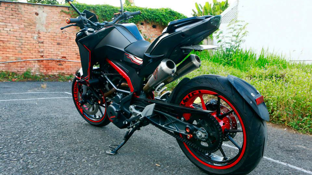 KTM Duke 390 độ cực chất của nữ biker Sài Thành KTM Ghost Wolf (3).jpg