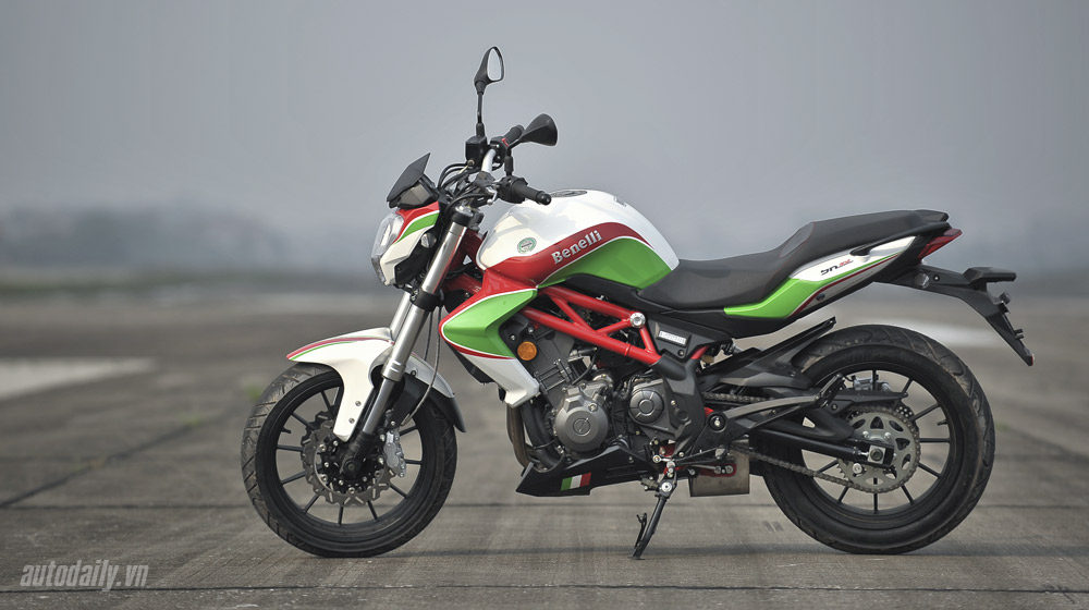 Ảnh chi tiết Benelli BN302 Benelli BN302 (3).jpg
