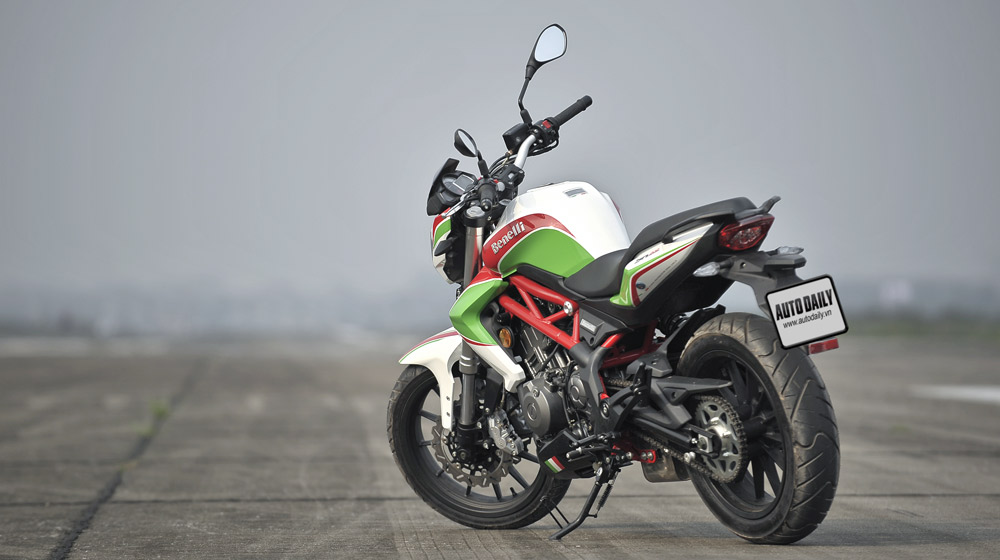 Ảnh chi tiết Benelli BN302 Benelli BN302 (4)-1.jpg