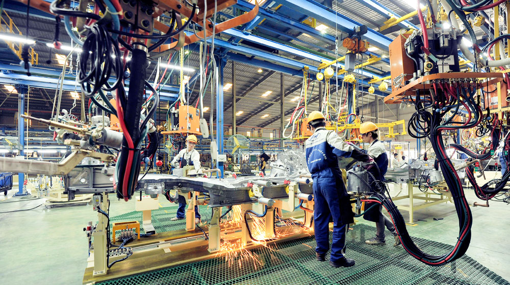 2016: Ôtô nhập nguyên bản đồng loạt xuống giá tham quan nha may hyundai thanh cong (13).jpg