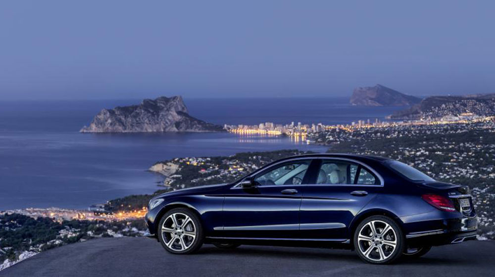 Mercedes lấp đầy danh mục sản phẩm C-Class c-class.jpg