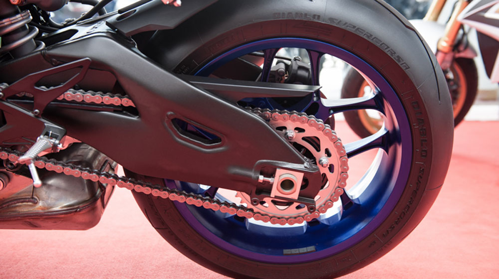 Ảnh chi tiết Yamaha R1 2015 vừa có mặt tại Việt Nam yamaha  r1 2015 (18).jpg