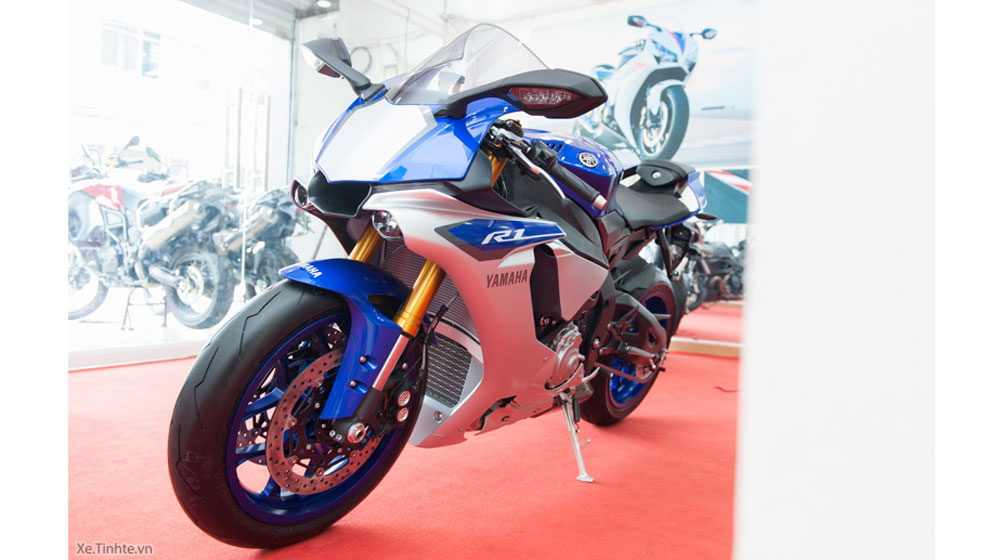 Ảnh chi tiết Yamaha R1 2015 vừa có mặt tại Việt Nam yamaha  r1 2015 (5).jpg