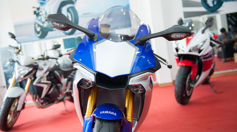 Ảnh chi tiết Yamaha R1 2015 vừa có mặt tại Việt Nam yamaha  r1 2015 (6).jpg