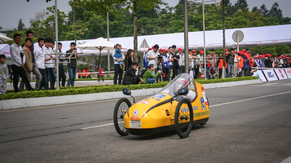 Cuộc thi dành cho những chiếc xe siêu tiết kiệm xăng Honda EMC (3).jpg
