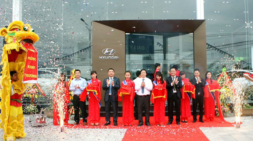 Hyundai Thành Công liên tục khai trương đại lý mới IMG_7160.jpg