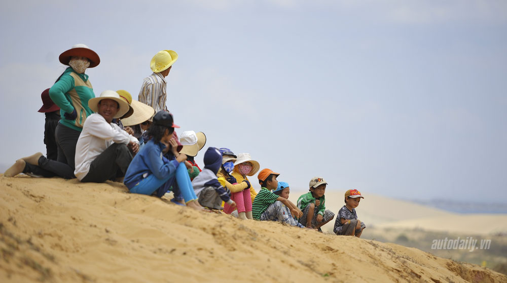 Ảnh chi tiết Giải đua xe địa hình trên cát 2015 dua-dia-hinh-012.jpg