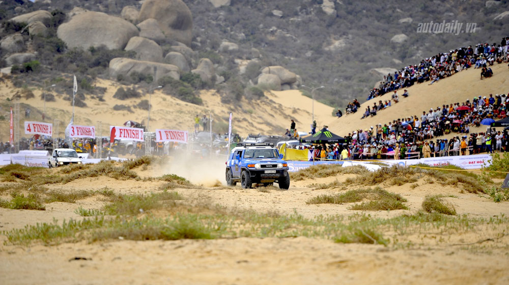 Giải đua xe địa hình trên cát: Dấu ấn đẹp dua-dia-hinh-08.jpg