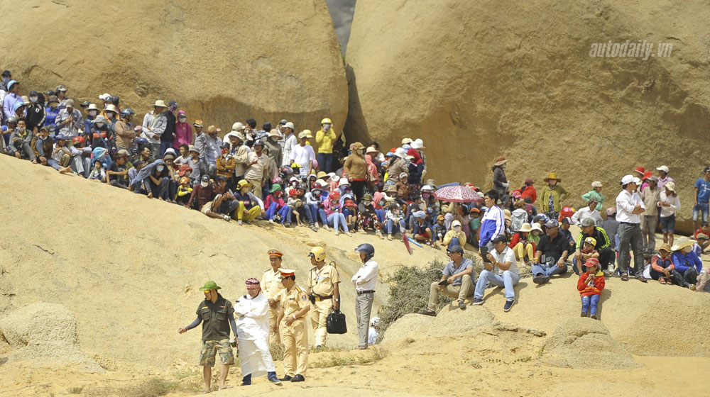 Ảnh chi tiết Giải đua xe địa hình trên cát 2015 dua-dia-hinh.jpg