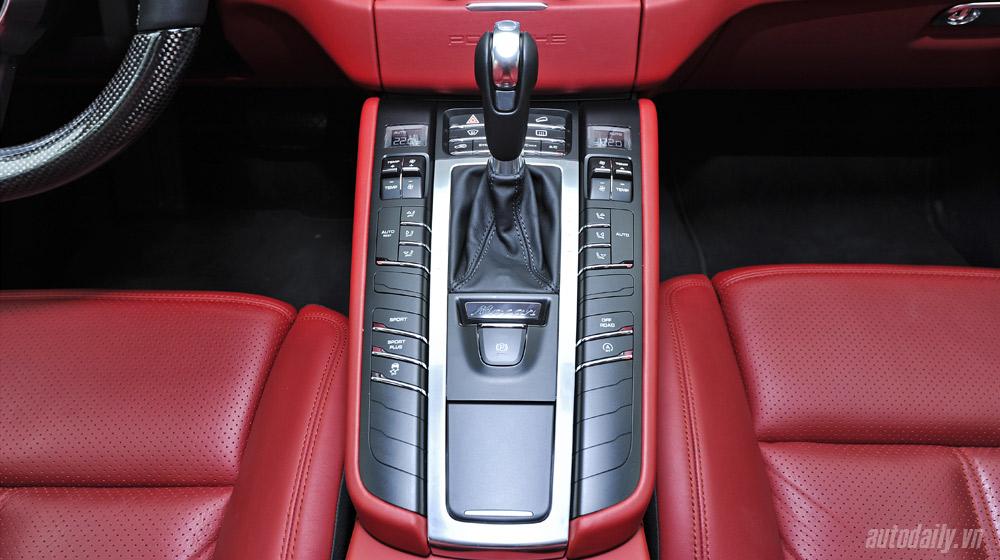 Ảnh chi tiết tiện nghi của Porsche Macan posche macan (53).jpg