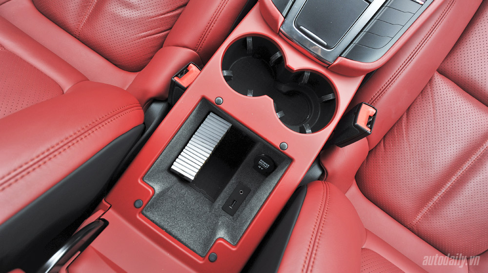 Ảnh chi tiết tiện nghi của Porsche Macan posche macan (54).jpg