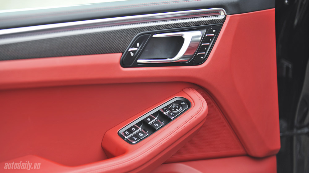 Ảnh chi tiết tiện nghi của Porsche Macan posche macan (76).jpg